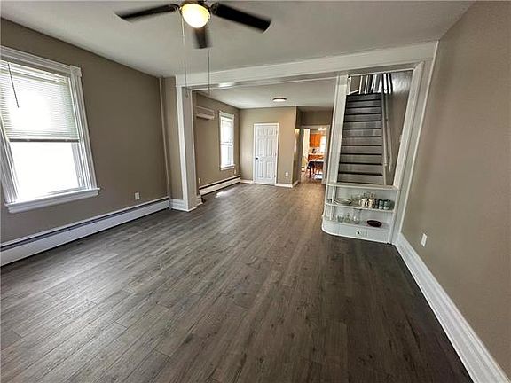 4th image of 1356 Washington Ave