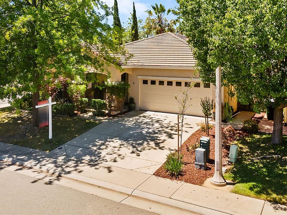 1st image of 686 Tara Bella Dr