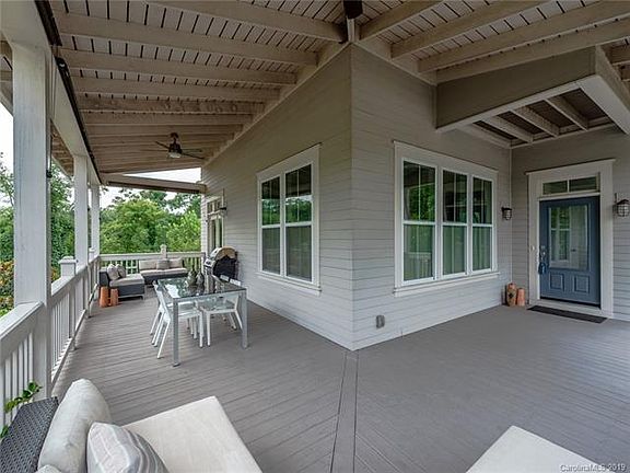3rd image of 723 Terrace Park