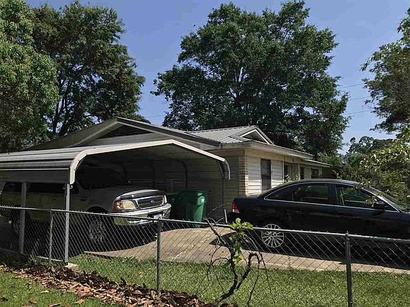 4th image of 6 N Watlington Dr