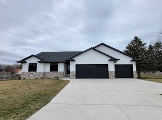 1965 Paul Rd, Manitowoc, WI 54220