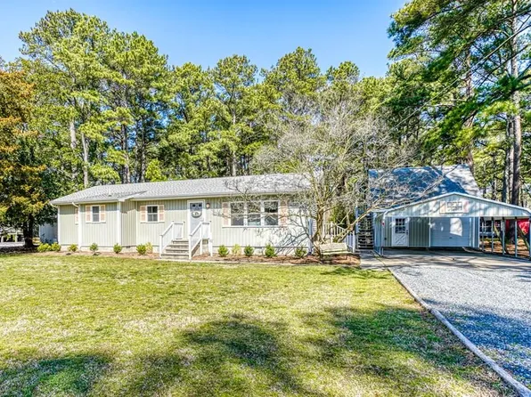5357 Cedar Dr, Chincoteague, VA 23336