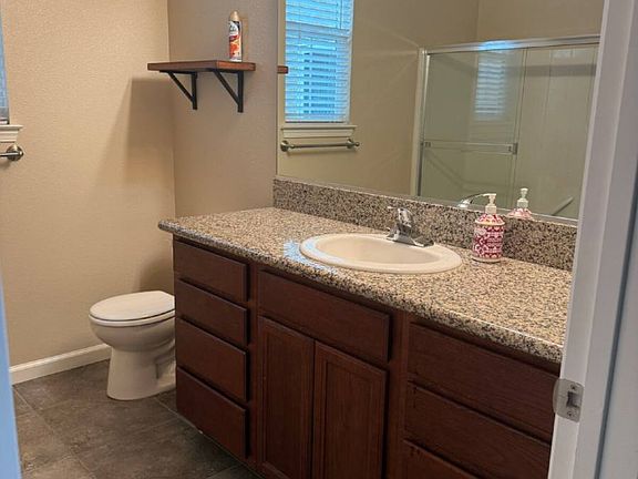 4th image of 669 Mission De Oro Dr