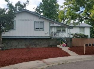 1367 Mobile St, Aurora, CO 80011