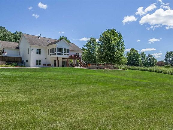 3rd image of 2594 Cottonwood Rd NE