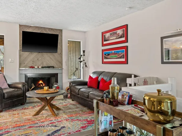 9006 S Pointe Ridge Ln #4, Bloomington, IN 47401