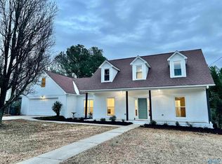 1213 Loggers Way SW, Decatur, AL 35603