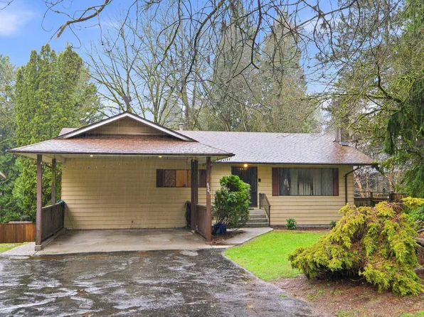 8285 Burnlake Dr, Burnaby, BC V5A 3L1