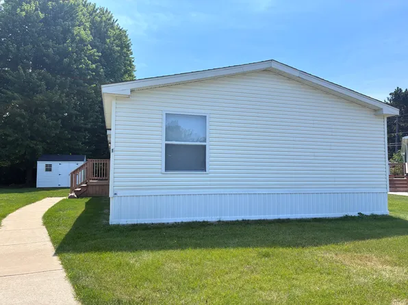 19 S Shetland Ct #3, Highland, MI 48357