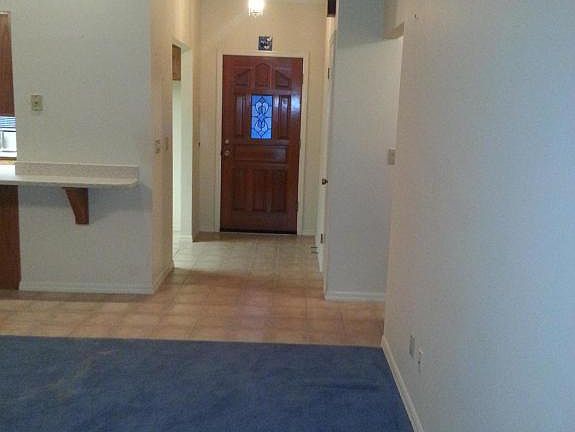 3rd image of 565 Deerfield Dr