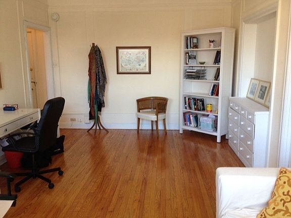 4th image of 2310 Pine St APT 402