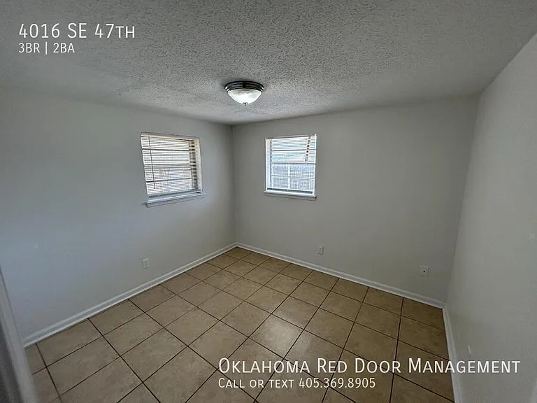 4016 SE 47th St — Photo 5