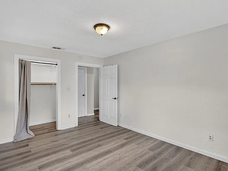 6220 W Thorpe St — Photo 15