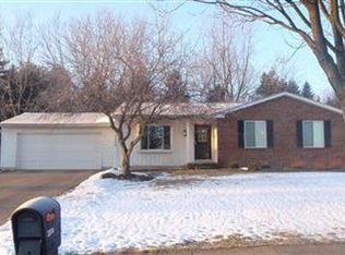 2374 Silver Springs Dr, Stow, OH 44224