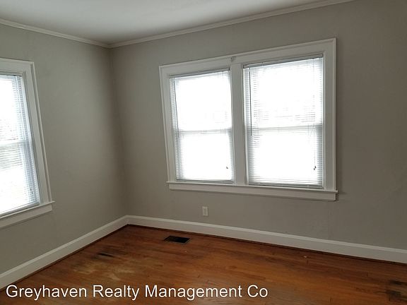 4th image of 125 Kingwood Dr