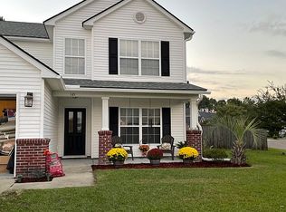 121 Waylon Dr, Summerville, SC 29483