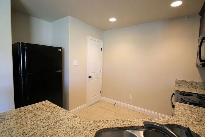 131 Sunburst Ct — Photo 7