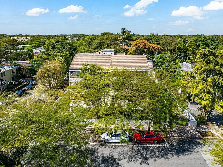 1520 Salzedo St #F — Photo 24