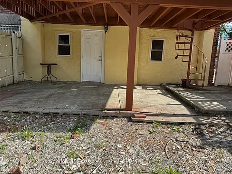 67 Arnold St #B — Photo 10