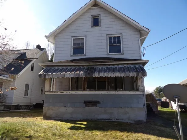 716 Terrace Ave, Grove City, PA 16127