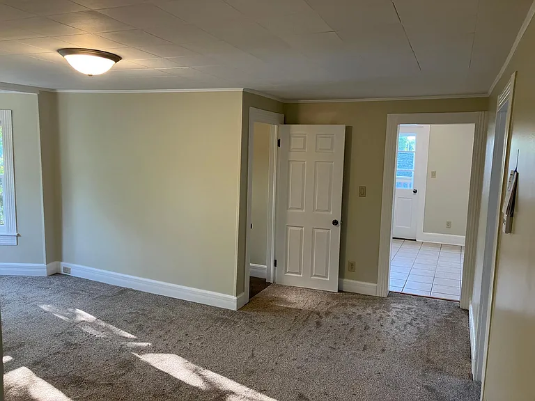 462 W Oakland Ave — Photo 12