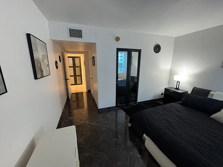 2301 Collins Ave #817 — Photo 53