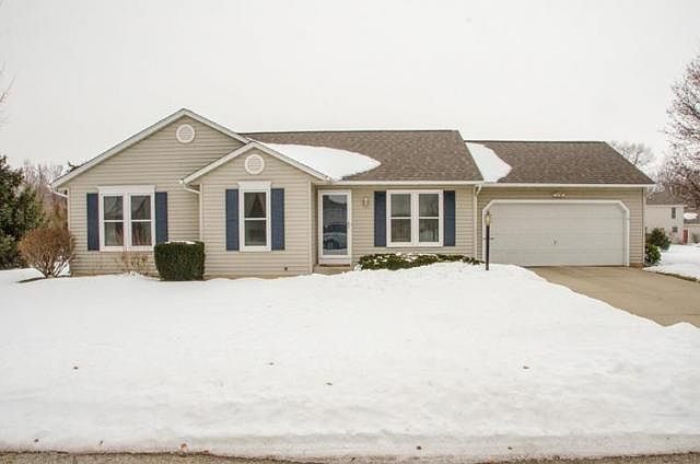 1st image of 51845 Meadow Knoll Dr