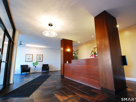 4th image of 50 Glenbrook Road #14C