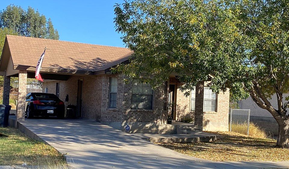 2nd image of 1442 Raintree Dr