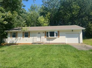 8016 Ninevah Rd, Geneva, OH 44041