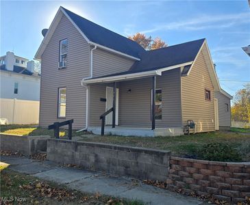 731 S 6th St, Coshocton, OH, 43812