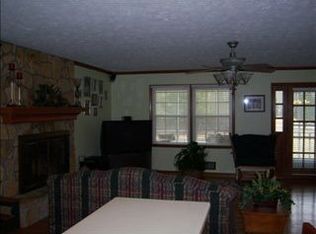 225 Macedonia Church Rd, Oxford, GA 30054