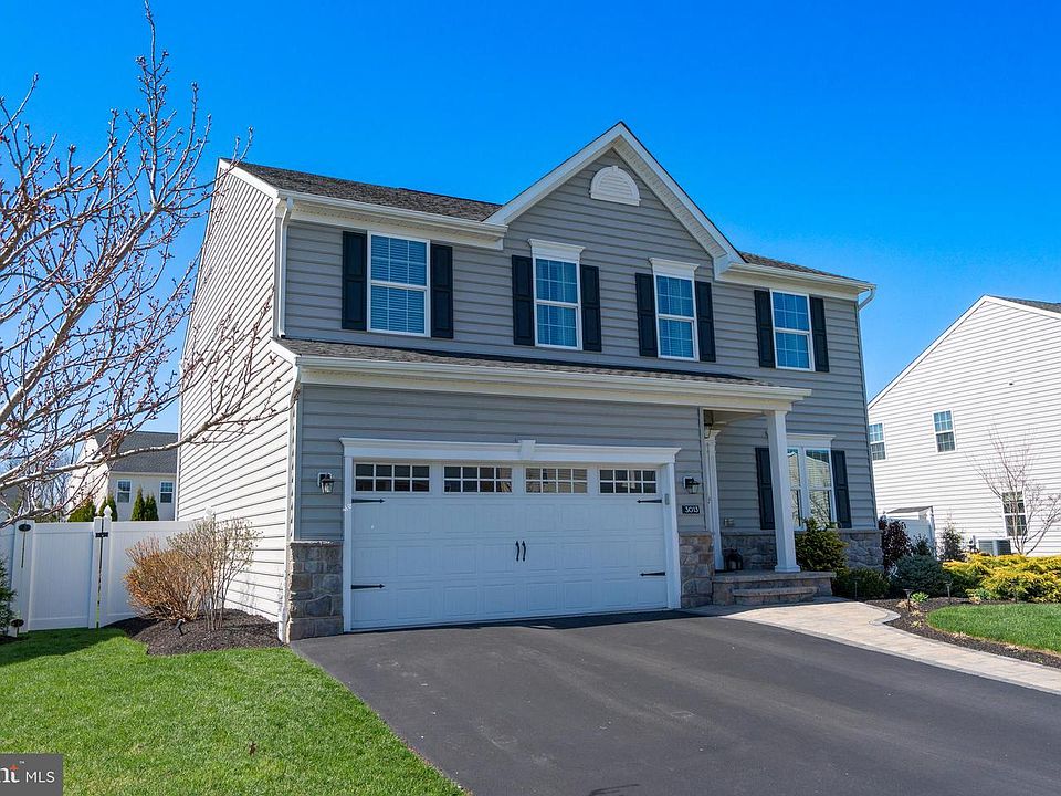 1st image of 3013 Saddlewood Dr