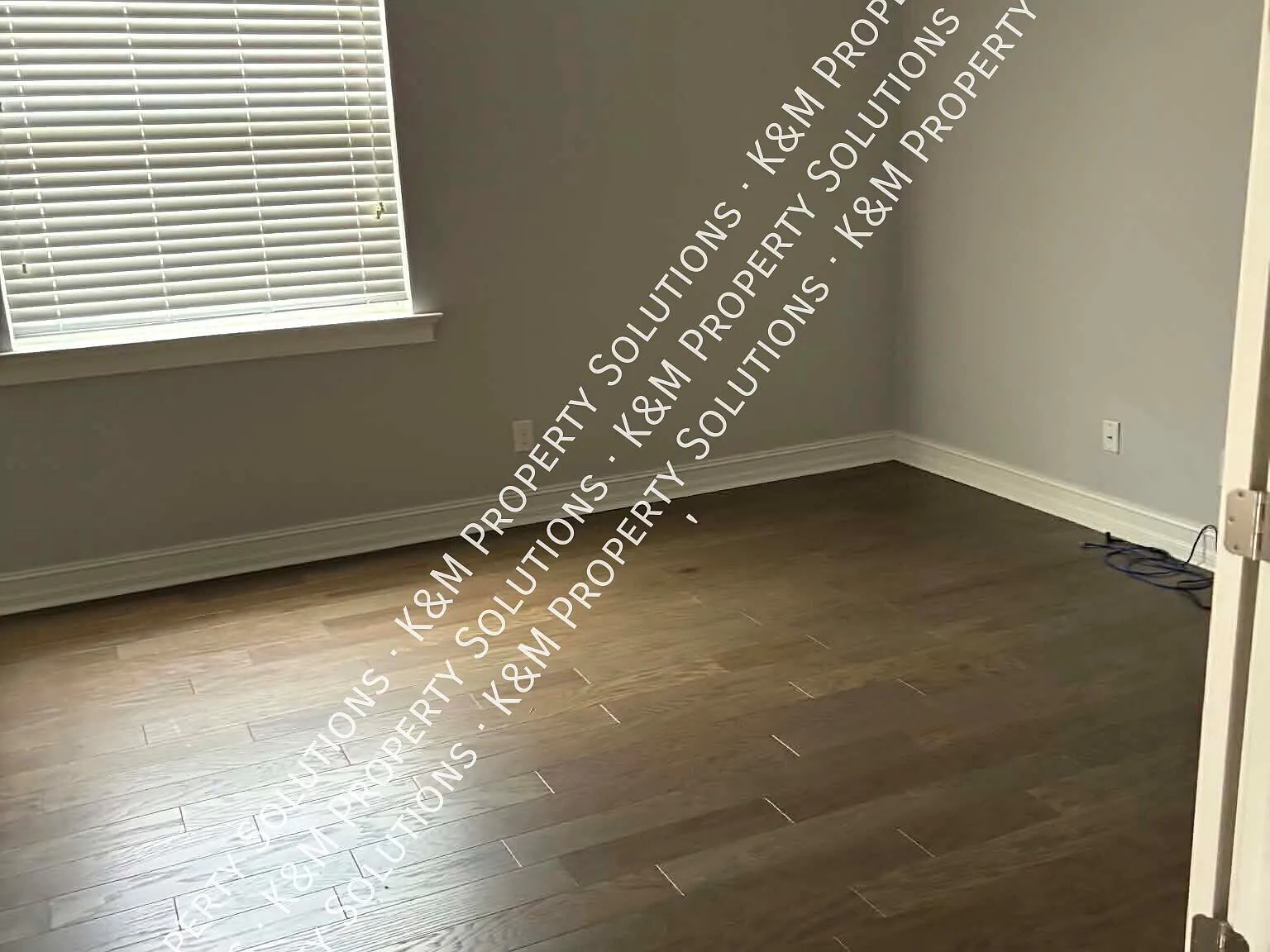 Beautiful Home in Moody River Estates — Photo 4