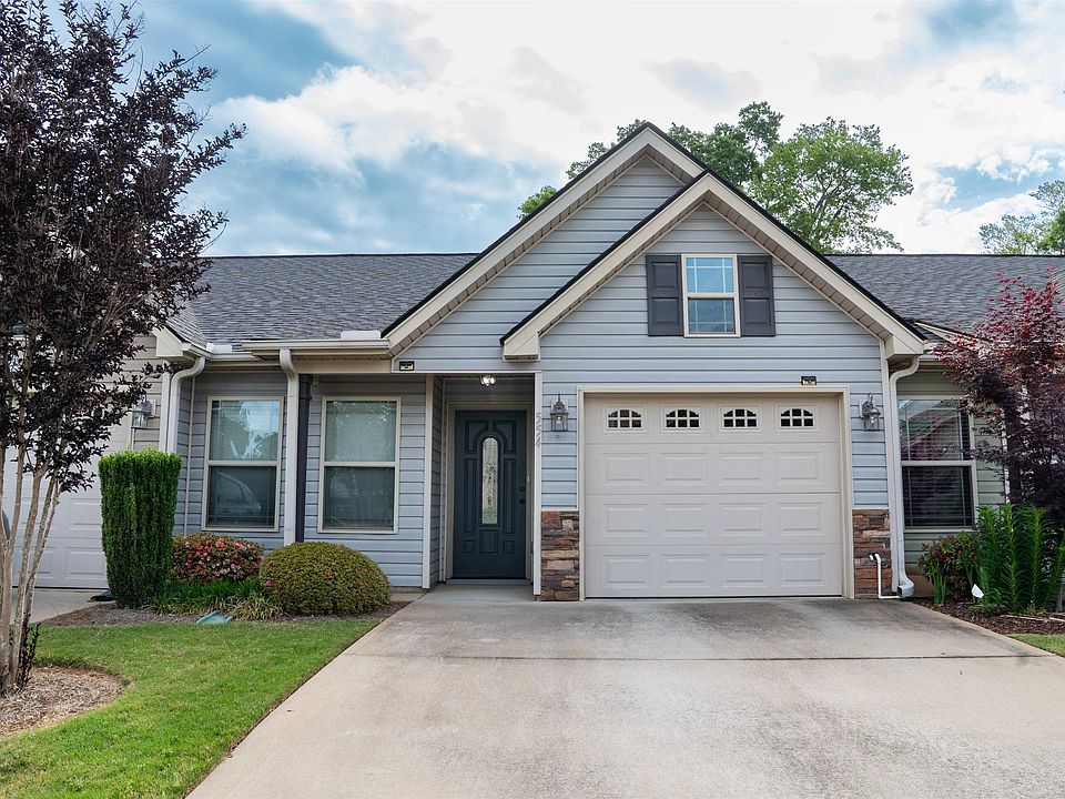 1st image of 554 Wesberry Cir