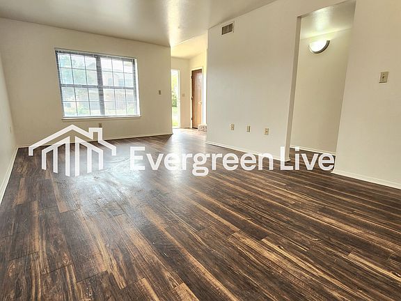 4th image of 117 Raven Dr