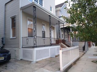 548 41st St FLOOR 2, Union City, NJ 07087