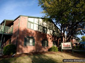 415 N Lorraine Ave