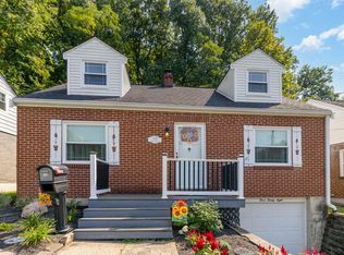 328 Riddle Pl, Newport, KY 41071