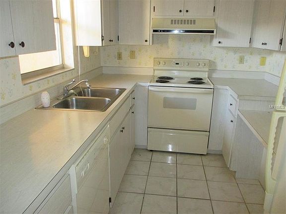 5th image of 1540 Glen Oaks Dr E #B-332
