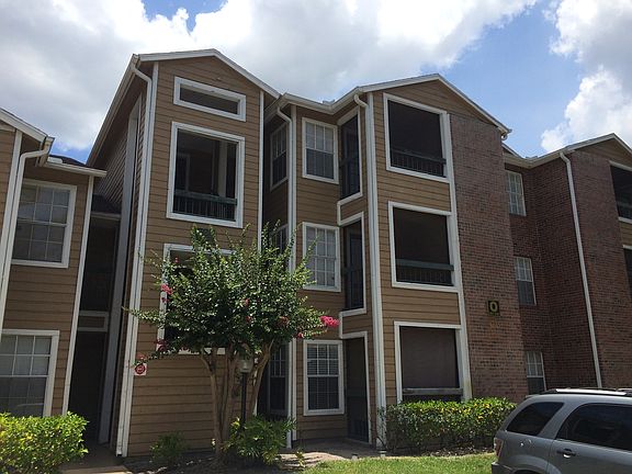2nd image of 4225 Thornbriar Ln APT O203
