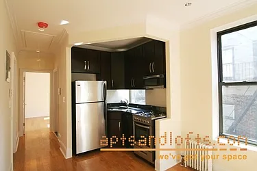 Rented by aptsandlofts.com