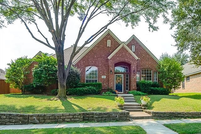 1st image of 1105 Fairfax Dr