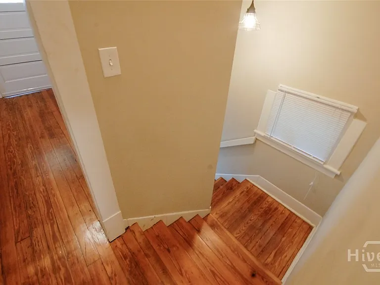 542 E Bolton St — Photo 4