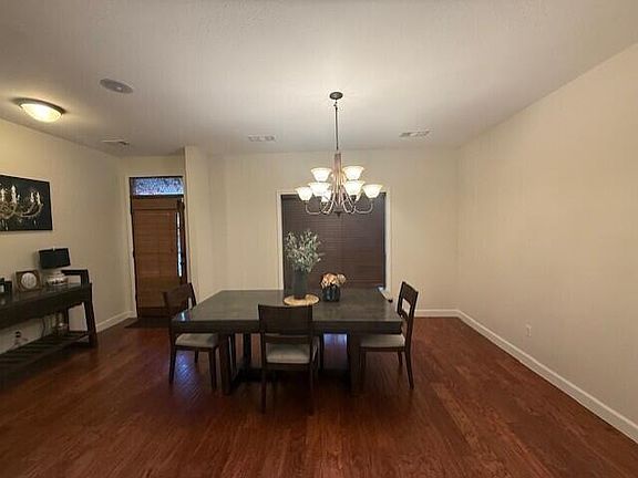 4th image of 134 Rippavilla St