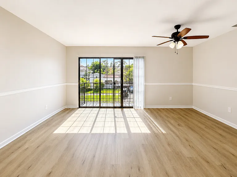 208 S Habana Ave #G — Photo 5