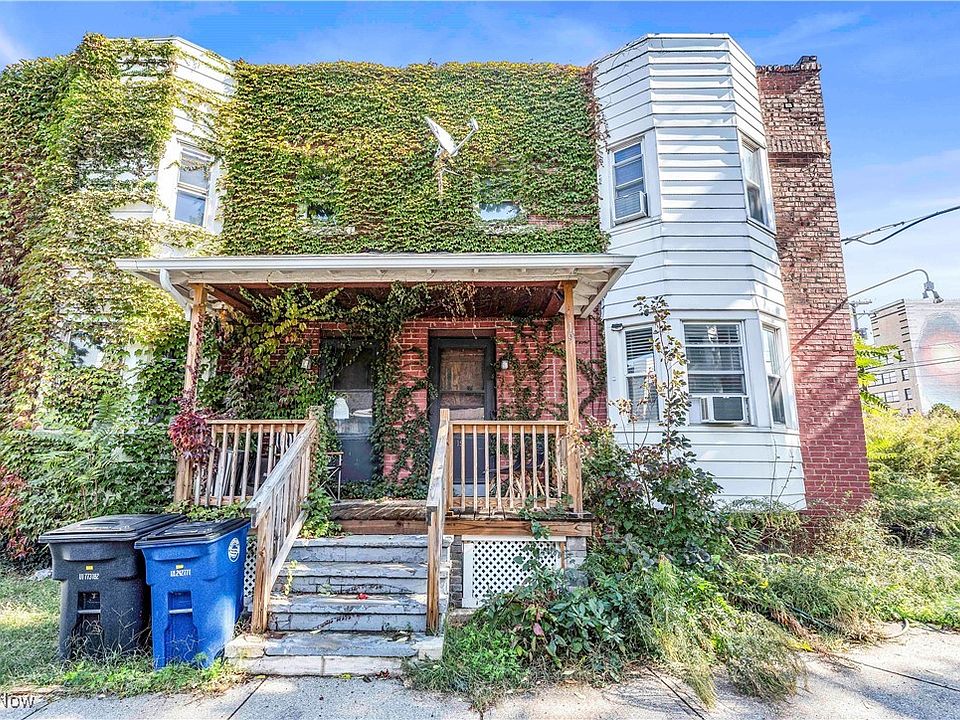 1st image of 4122 Chester Ave Unit 19