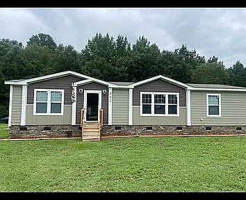 302 Brangus Ln — exterior photo