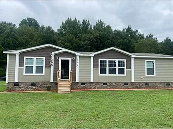 302 Brangus Ln, Cheraw, SC 29520