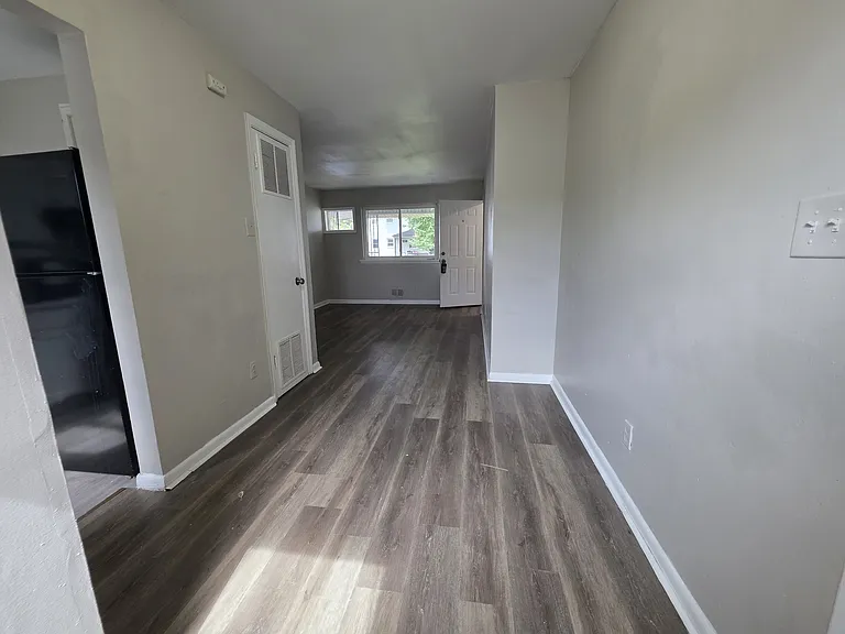 2825 Belvedere Ln #10 — Photo 11